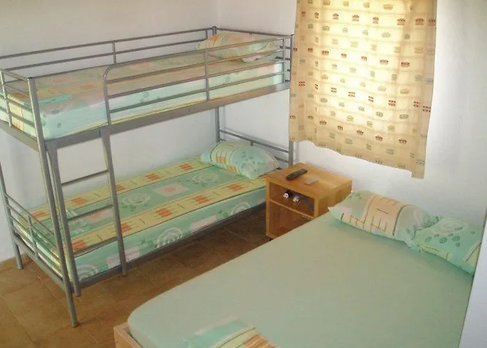 Guest house Eleni Develiki 3*