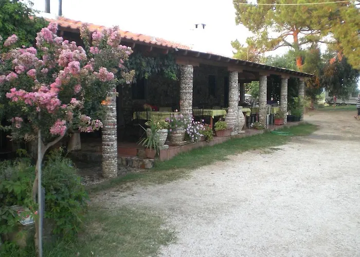 Guest house Eleni Develiki 3*